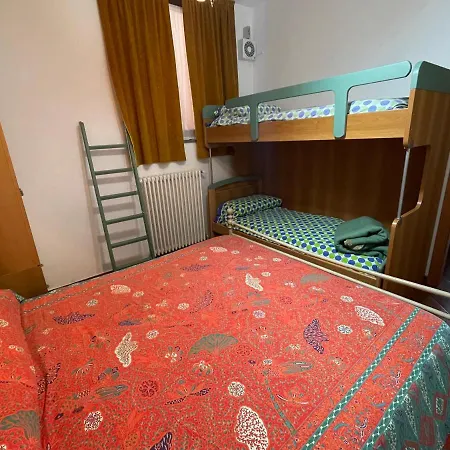 Apartman Lario House